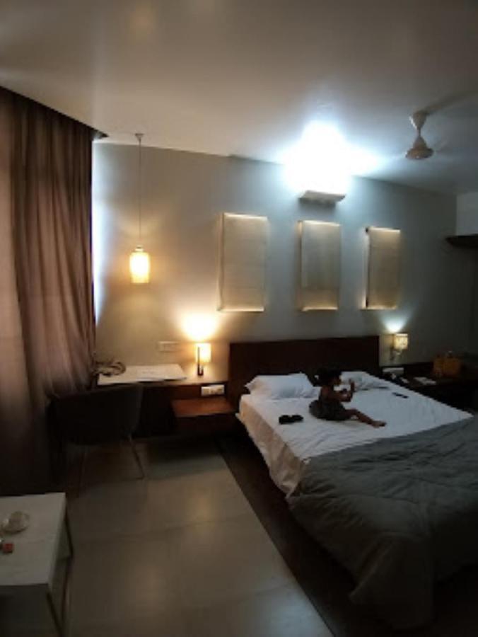 Hotel Maratha Residency,Ratnagiri Ratnāgiri Exterior foto
