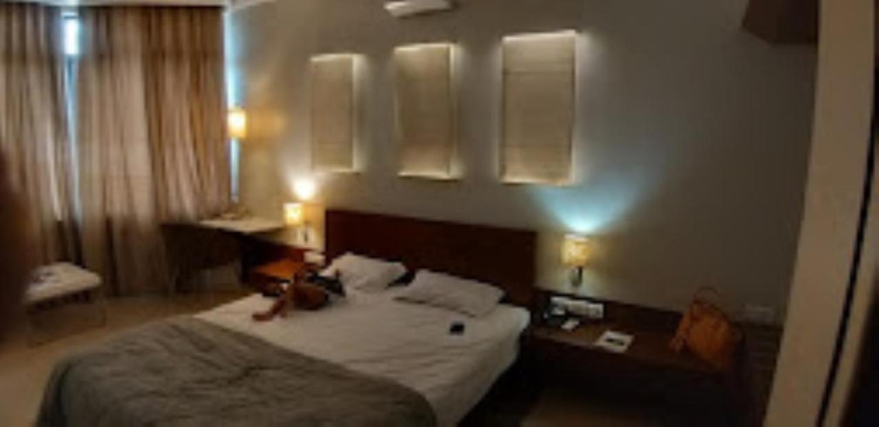 Hotel Maratha Residency,Ratnagiri Ratnāgiri Exterior foto